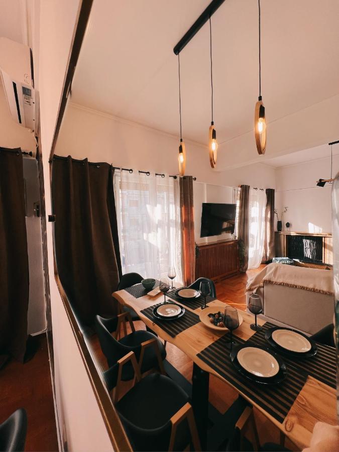 Seaside Apartment In Flisvos Marina Athen Eksteriør billede
