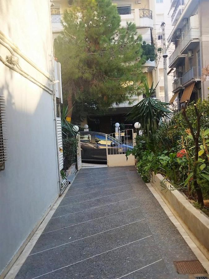 Seaside Apartment In Flisvos Marina Athen Eksteriør billede